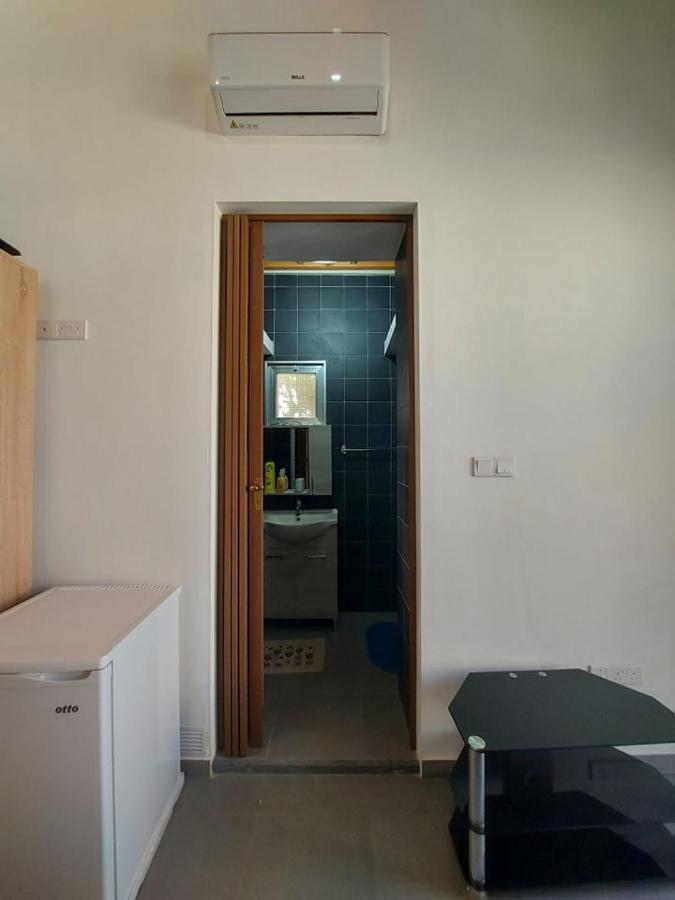 Anna Guesthouse 10 Min Walk From The Beach Larnaca Extérieur photo